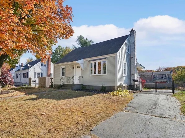 45 Salem Road, East Hartford, CT 06118