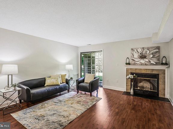3rd image of 6918 Mary Caroline Cir #6918C