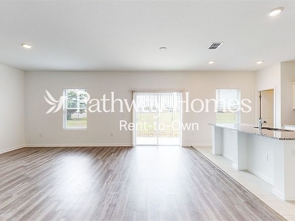 4th image of 2741 Granville Dr