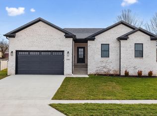 206 Jett Dr, Winchester, KY