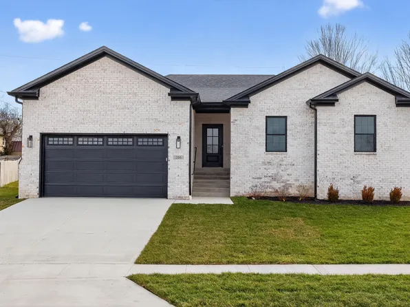 206 Jett Dr, Winchester, KY 40391