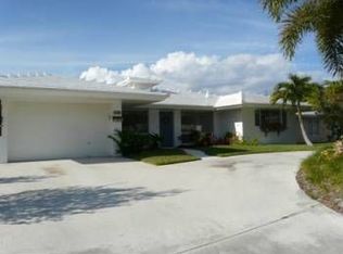 1721 NE 40th Ct, Oakland Park, FL 33334