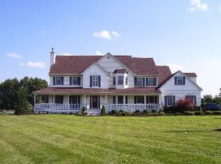 8 Jacobus Ln, Flemington, NJ 08822