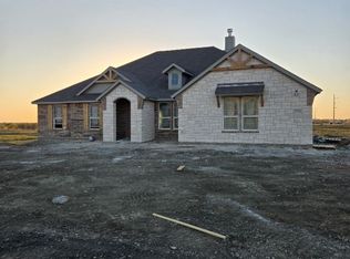 124 Hillview Trl, Decatur, TX 76234