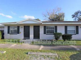 619 Robin Rd