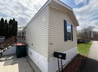 8481 S 5th Ave, Oak Creek, WI 53154