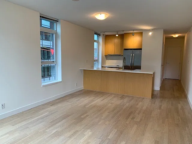 251 E 7th Ave #607 — Photo 6