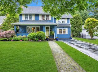123 Maple Ave, Northport, NY 11768
