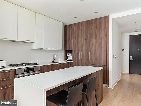 3rd image of 1650 Silver Hill Dr #1809