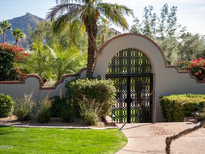 7224 N LAKESIDE Lane, Paradise Valley, AZ, 85253