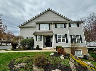 33 Putters Way, Middletown, NY 10940