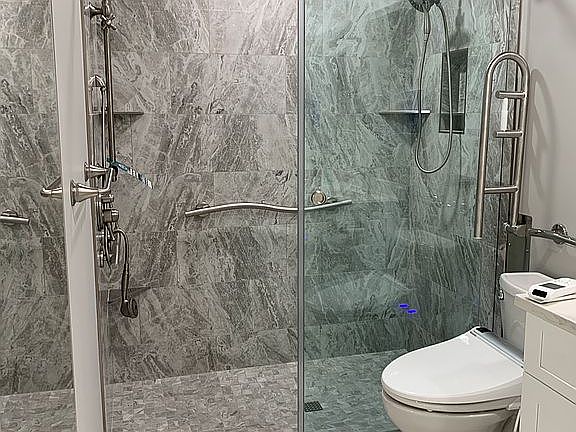 3rd image of 5508 Avellino Pl