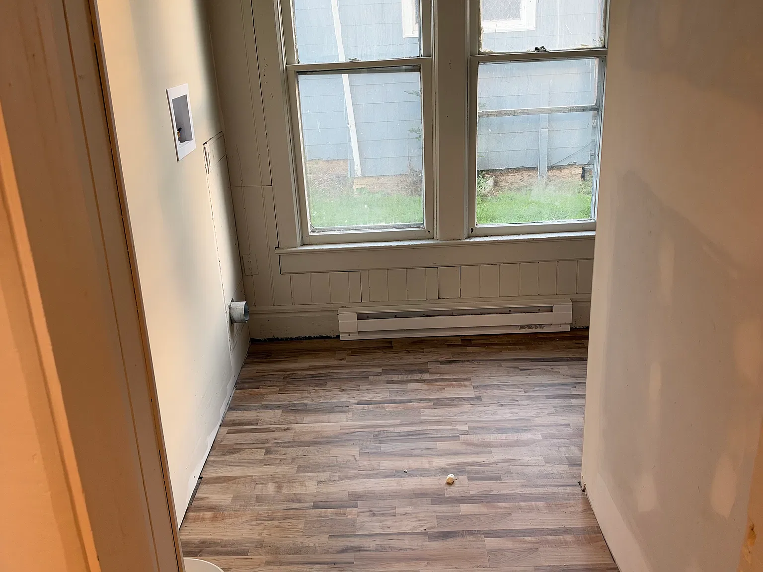 1 bed, 800 sqft, $1,200 — Photo 2