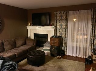 314 Stonegate Ln #314, Stanhope, NJ 07874