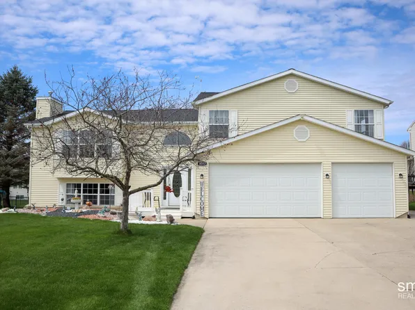 8517 Green Valley Rd SE, Caledonia, MI 49316