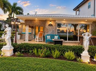 524 Channel Dr, Tampa, FL 33606