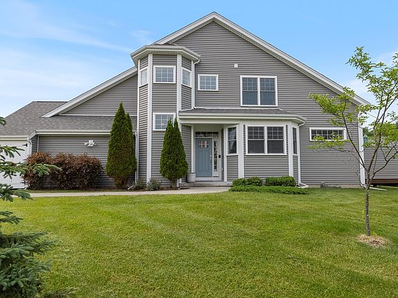 2nd image of 106 Creeks Edge Drive