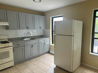 124 23rd St FLOOR 3, Brooklyn, NY 11232