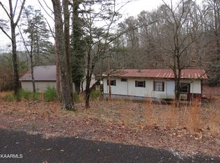 1558 Old Chisholm Trl, Dandridge, TN 37725