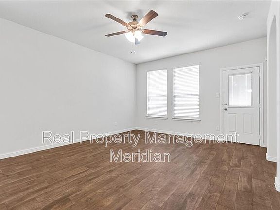 3rd image of 1125 Ferncliff Dr