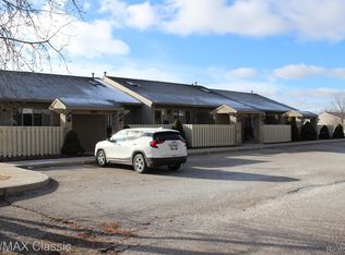 61751 Alexandria Ct, South Lyon, MI 48178