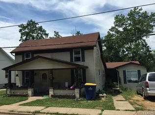 835 Walton St, Saint Clair, MO 63077
