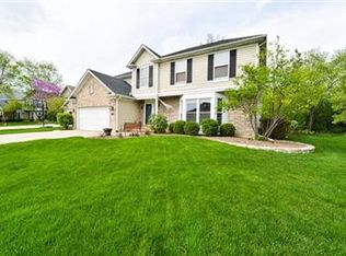 0N707 Courtney Ln, Winfield, IL 60190
