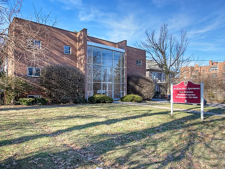 2540 Madison Rd #7 — Photo 7