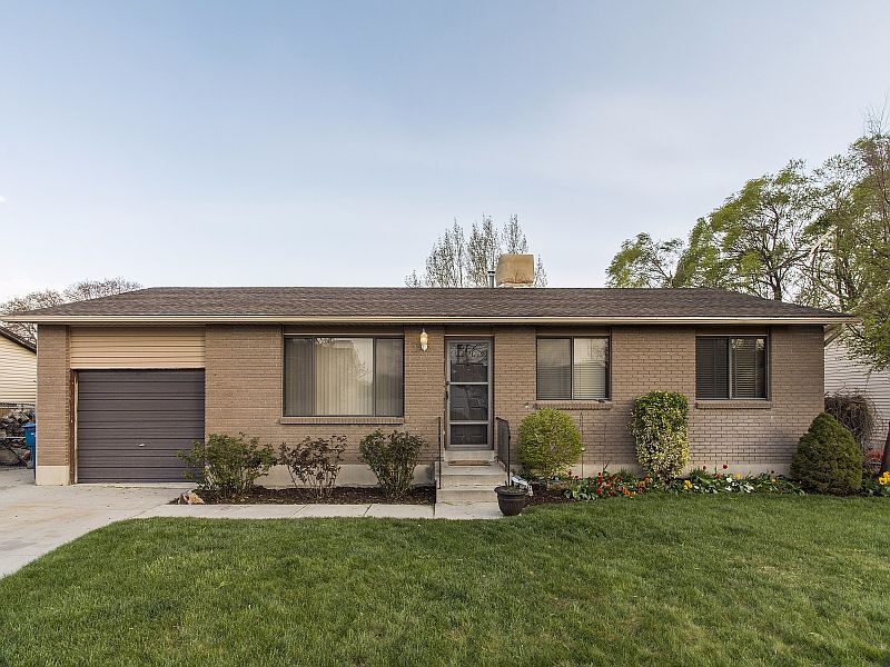 1st image of 3973 W Misty Dr
