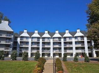 1243 Cedars Ct APT B7, Charlottesville, VA