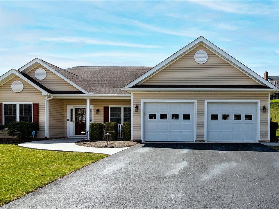 1st image of 5914 Crumpacker Dr
