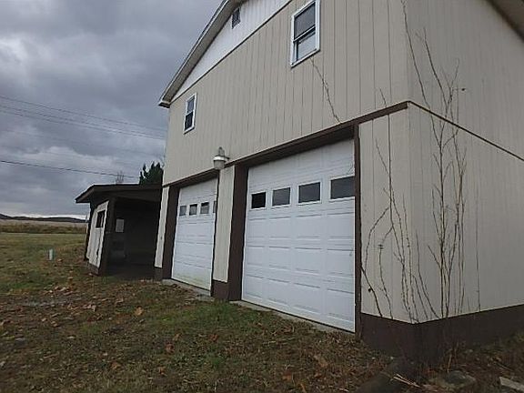 3rd image of 127 Hammondville St