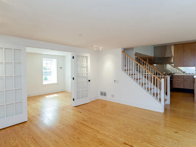 40 W Mechanic St — Photo 13