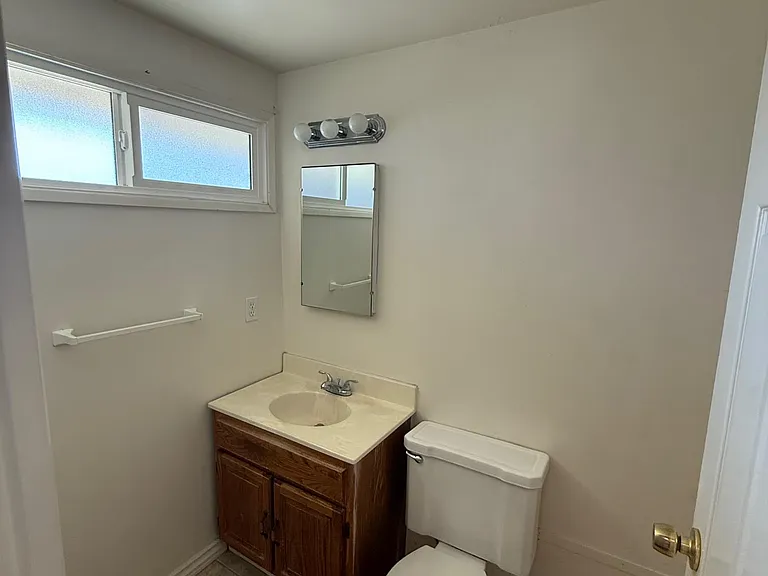 1482 Paul St #A — Photo 7