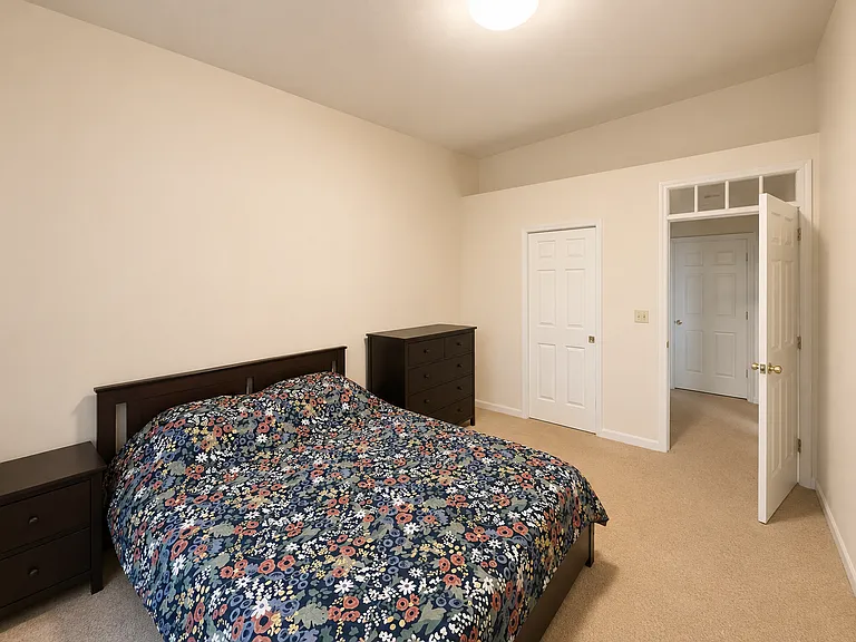 53 Stonington Cir — Photo 8