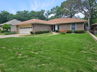 3909 Double Oak Ln, Irving, TX 75061