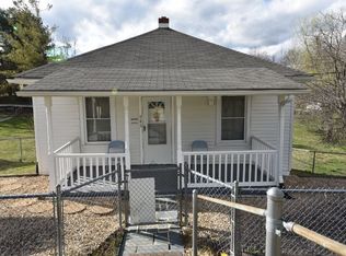 865 Highland Ave, Waynesboro, VA 22980