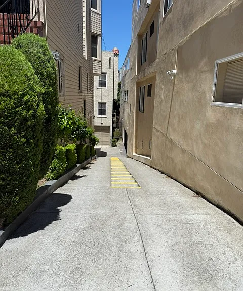 2840 Greenwich St — Photo 33