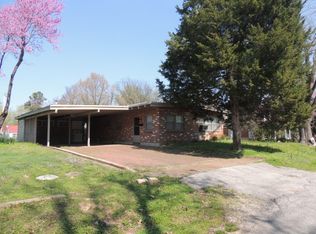 102 E Church St, Pocahontas, AR 72455