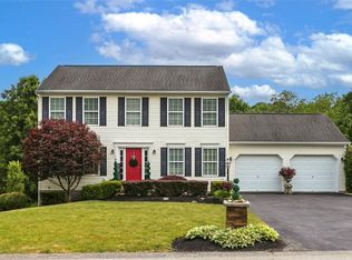 25 Surrey Dr, Greensburg, PA 15601