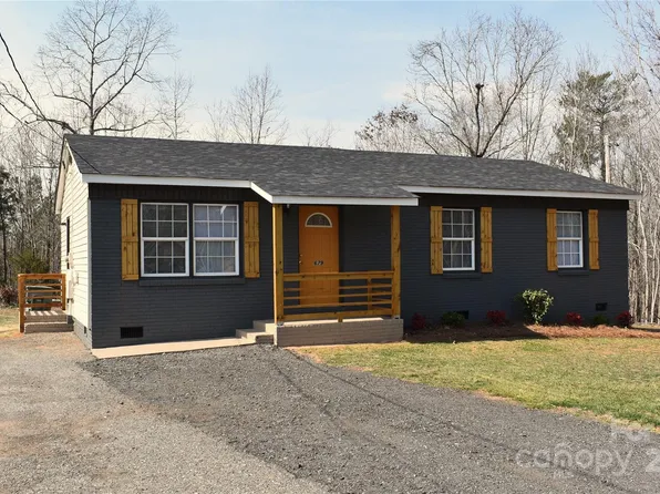 679 Kilborne Dr, Gastonia, NC 28052