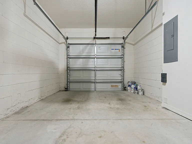 9030 Carlotta Way — Photo 18