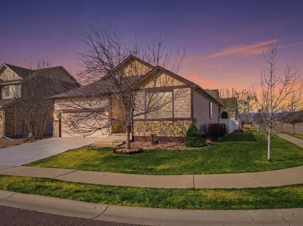 3465 Petrel Dr, Berthoud, CO 80513