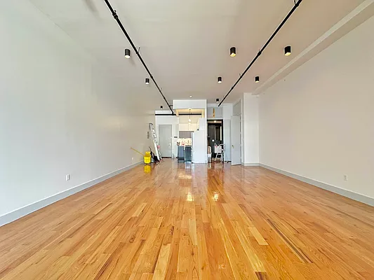 Rented by Doorway NYC, LLC | media 6