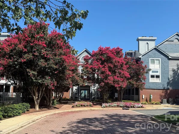 525 N Graham St Unit 2E, Charlotte, NC 28202