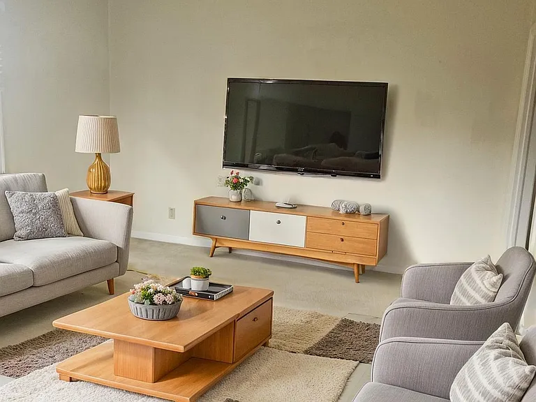 virtual furniture staging