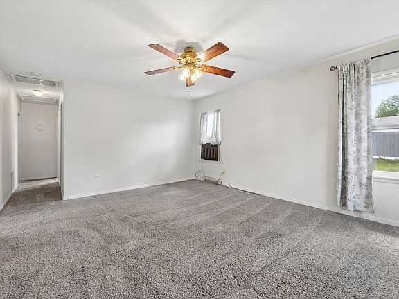4th image of 4368 9th St