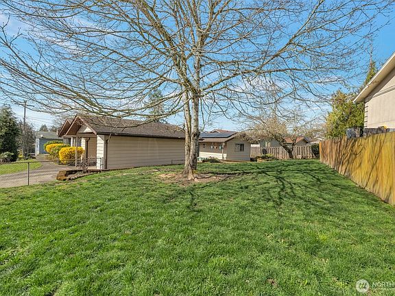 3rd image of 22942 105th Avenue SE