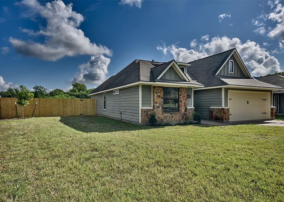 1st image of 101 Ava Dr