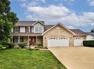 8 Weybridge Ct, Edwardsville, IL 62025